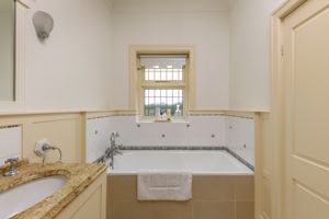 Photo 16- click for photo gallery